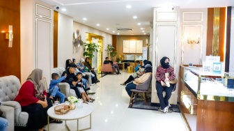 Stok Emas Fisik Pegadaian Menipis, Antrean Cetak Mengular