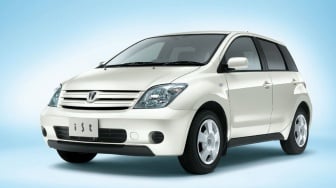 4 Fakta Toyota IST: Harga Bekas Rp75 Jutaan, Cocok bagi Penggemar Hatchback Langka