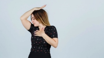 6 Tips Ampuh Mengatasi Bau Badan Menggunakan Bahan Herbal, Solusi Alami yang Mudah Dicoba di Rumah