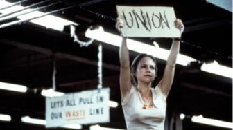 5 Film tentang Perjuangan Buruh yang Relevan Ditonton saat May Day