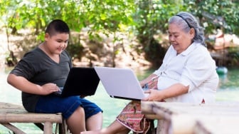 11 Kebiasaan Gen Z yang Dianggap Kurang Ajar oleh Baby Boomer Padahal Benar