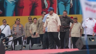 Prabowo Dapat Surat Tuntutan Para Pekerja Mamin Hingga Tembakau, Ini Isinya