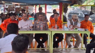 Pencarian 2 Penumpang Mobil Jatuh ke Jurang di Sumut Dihentikan