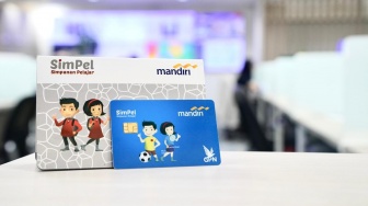 Hardiknas: Bank Mandiri Perkuat Pilar Sosial ESG Lewat Inisiatif Pendidikan Inklusif - Berkelanjutan