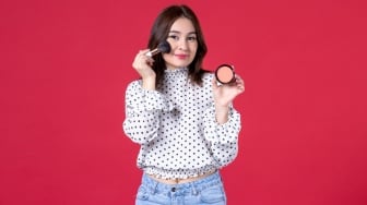 5 Rekomendasi Makeup Emina untuk Pelajar, Ringan dan Ramah di Kantong!