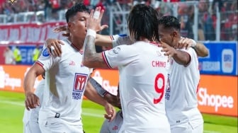 Hasil Pertandingan Malut United vs Persib Bandung:  Laskar Kie Raha Tunda Pesta Juara Pangeran Biru