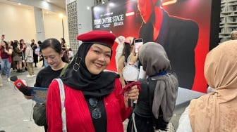 Totalitas Army di Konser J-Hope Meski Diguyur Hujan, dari Busana Jutaan hingga Riasan Anti Badai
