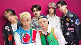 TRENDZ Pamerkan Transformasi Gaya dan Dualitas Emosional di Lagu Chameleon