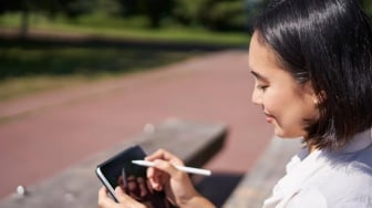 Aplikasi Penghasil Uang Cashzine Aman atau Tidak? Bisa Dapat Ratusan Ribu Tiap Hari