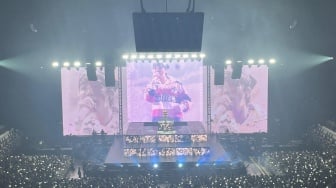 Curhat J-Hope BTS di Konser Jakarta: Niat Pencet Jerawat Supaya Ganteng, Dagunya Malah Bengkak