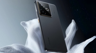Daftar Biaya Perbaikan Realme GT 7 Beredar: Layar Sejutaan, Baterai Rp 630 Ribu