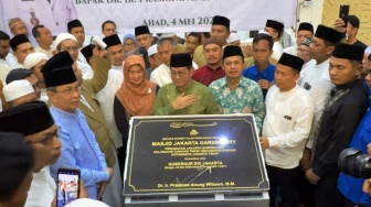 Gubernur Pramono Anung Resmikan Masjid Jakarta Garden City