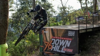 Unjuk Aksi di Ternadi Bike Park, Andy Prayogo Juara Men Elite 76 Indonesian Downhill 2025