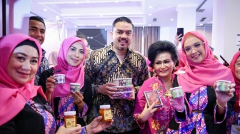 Menteri UMKM Tekankan Peran Penting Perempuan dalam Pengembangan UMKM