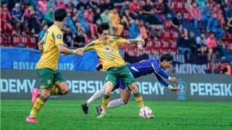 Persebaya Harusnya Bisa Cetak 8 Gol ke Gawang Persik, Ini Kata Paul Munster