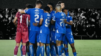 Persib Bandung Tak Sekuat Itu, Buktinya 3 Klub Ini Bisa Bikin Bobotoh Bengong