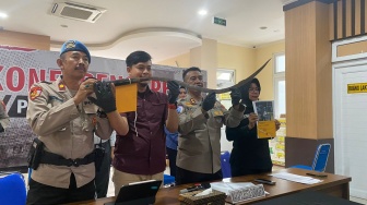 Keliling Solo Bawa Cerurit 1,5 Meter, Dua Remaja Akhirnya Berurusan dengan Polisi