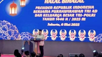 Momen Prabowo Roasting AHY dan Sugiono di Halalbihalal: Mereka Purnawirawan Remaja