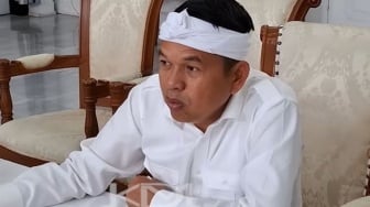 Vasektomi Syarat Bansos Jabar: Ekonom UGM Kecam Rencana Kontroversial Dedi Mulyadi