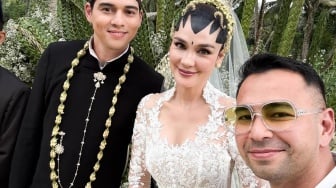 Momen Raffi Ahmad Kedapatan Nangis di Akad Nikah Luna Maya, Cara Seka Air Mata Jadi Sorotan