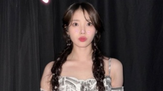 Soft Girl Vibes! 4 Ide Hairstyle ala IU yang Bikin Wajah Makin Fresh