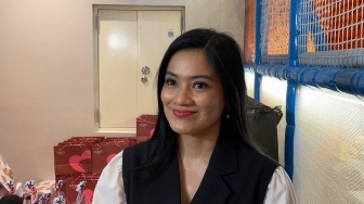 Ungkapan Kebahagiaan Titi Kamal Usai Luna Maya Lepas Masa Lajang