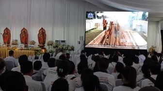 Mengenal Ritual Buddha Tantrayana pada Kremasi Murdaya Poo di Bukit Dagi Borobudur