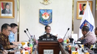 Mendagri Kumpulkan Pemda Secara Virtual: Mempercepat Realisasi APBD TA 2025