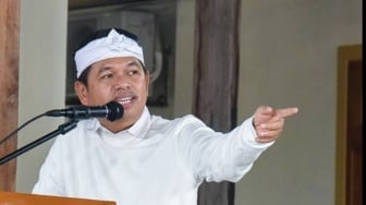Kegiatan Pelajar di Barak Militer Dijadikan Konten, Dedi Mulyadi Malah Dipuji