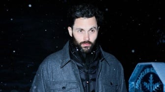 Penn Badgley: Aktor Serial 'You' Penganut Baha'i Ternyata Rajin Baca dan Memahami Al Quran