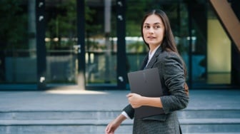 Asus ExpertBook BG1409CVA Meluncur ke RI, Laptop TKDN 40 Persen Cocok untuk Lembaga Pemerintah