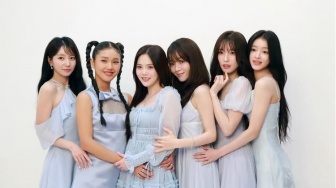YooA dan Arin Oh My Girl Resmi Hengkang dari WM Entertainment