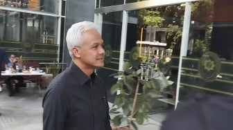 Hadir di Persidangan Hasto, Ganjar Pranowo Ngaku Tidak izin ke Megawati: Nggak Perlu Lapor