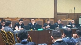 Setelah Mangapul, Giliran Erintuah Damanik Divonis 7 Tahun Penjara Terkait Vonis Bebas Ronald Tannur