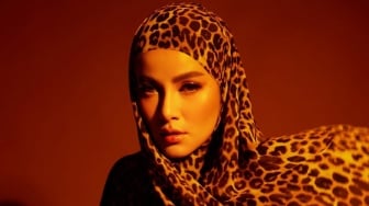 Olla Ramlan Angkat Bicara soal Tudingan Akan Lepas Hijab