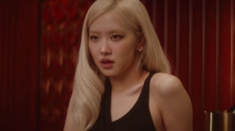 Rose BLACKPINK Angkat Tema Cinta Berlebihan dalam Lagu Messy, OST Film F1