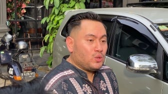 Ditinggal Ivan Gunawan dan Ruben Onsu Haji, King Nassar Ngaku Iri