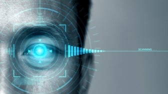 Eksploitasi Kemiskinan dan Ketimpangan Digital dalam Pemindaian Iris Mata