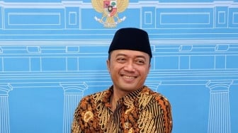 Enggan Beberkan Alasan Prabowo Pertahankan Hasan Nasbi Jadi Kepala PCO, Mensesneg: Rahasia Dong