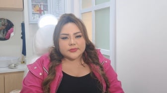 Asyik Nongkrong di Kelab Malam Saat Koar-Koar Perjuangakan Hak Anak, Lisa Mariana Dibela Pengacara