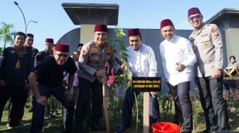 Canda UAS Sebut Dirinya Ustaz Akal Sehat, Rocky Gerung Presiden Akal Sehat