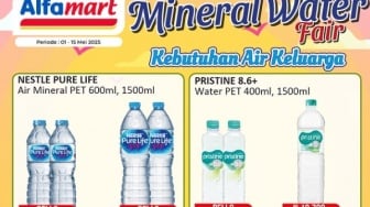 Borong Air Mineral Favorit di Alfamart, Harga Super Murah hingga Dapat Rp1,5 Juta