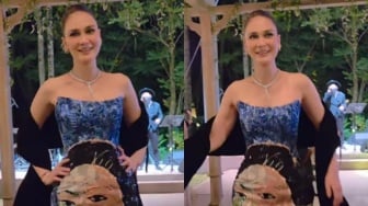Profesi Mendiang Ayah Luna Maya, Karyanya Abadi di Gaun Pernikahan Sang Aktris