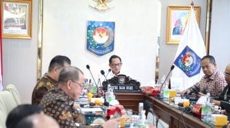 Komitmen Dukung Penuh Pelaksanaan Program MBG, Mendagri Kumpulkan Pemda secara Virtual