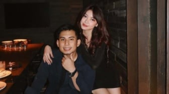 8 Potret Kenangan Niko Al Hakim dan Regina Phoenix, Putus Usai 2 Tahun Pacaran