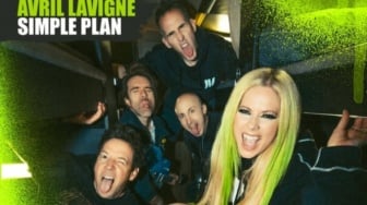 Young & Dumb Karya Avril Lavigne ft. Simple Plan: Lagu Nostalgia Bareng Sahabat