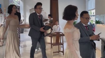 Potret Dearly Djoshua, Diduga Temani Ari Lasso di Nikahan Luna Maya: Profesinya Gak Kaleng-kaleng