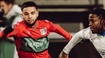 Gahar! Calvin Verdonk Jadi Kapten Bantai Ajax Amsterdam