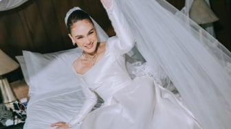 The Real Queen of Tears, Cincin Nikah Luna Maya Ternyata Mirip Kepunyaan Hong Hae In