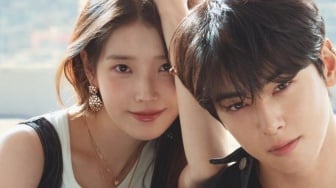 Comeback Mei Ini, IU Gandeng Cha Eun Woo sebagai Cameo di MV Terbaru